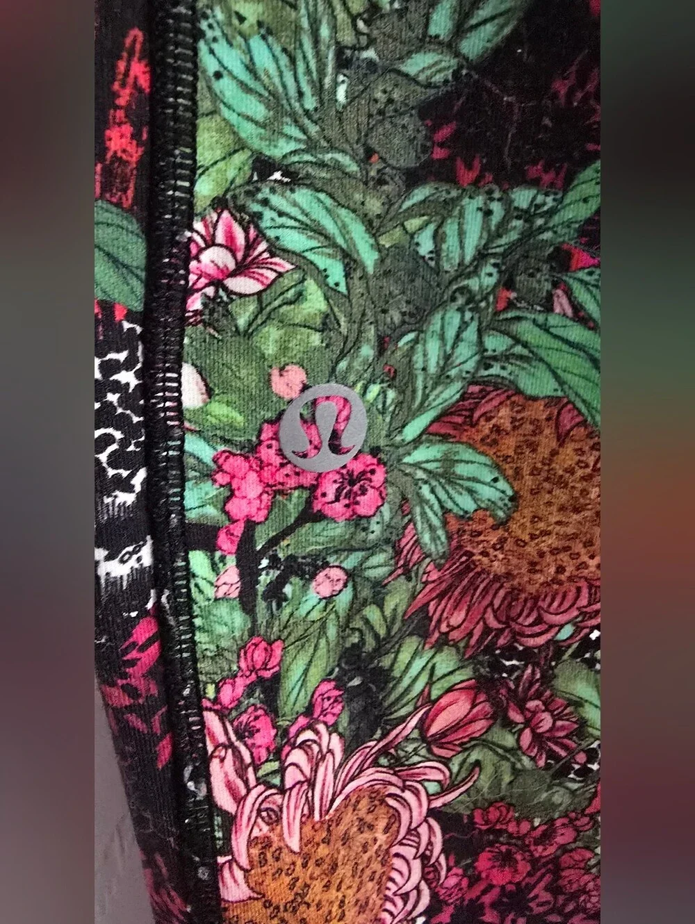 Lululemon Speed Up Tight 28